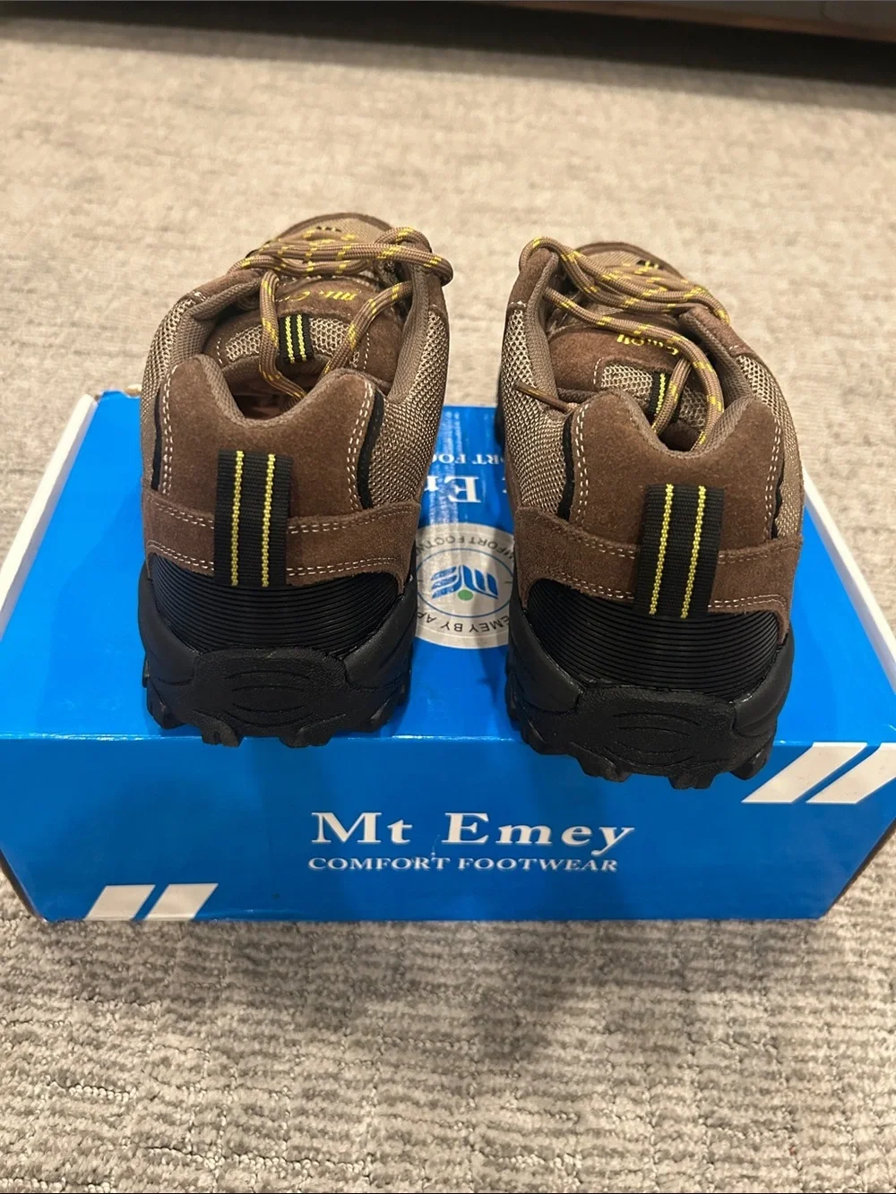 Mt. Emey 9708 - Men's Extrem-Light Athletic Walking Shoes by Apis 10.5 4E Wide